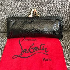 💯❗️Christian Louboutin Miss Loubi Clutch Python👛